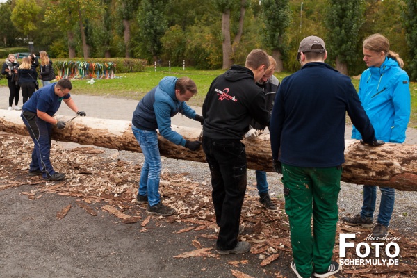 2019.10.05_Kirmesbaumstellen KB 19 Niederbrechen (15 von 107)
