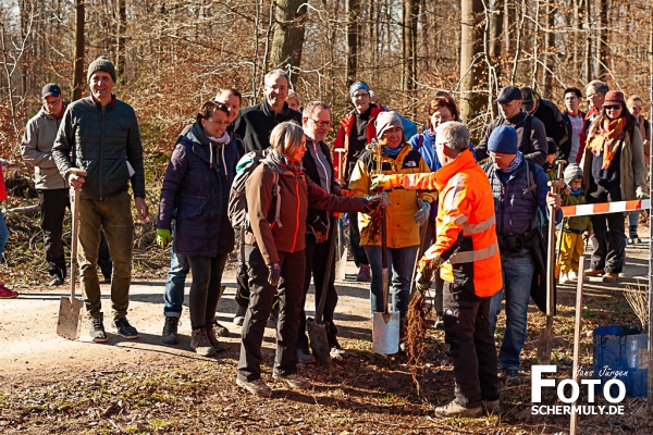 2022.03.19_1250 Baum-Pfanzaktion in Oberbrechen (52 von 157)