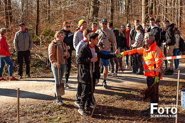 2022.03.19_1250 Baum-Pfanzaktion in Oberbrechen (56 von 157)